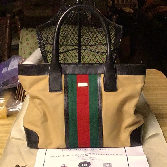 Gucci Sherry Bagπ₯π₯π₯π₯SUPER SALEπ₯π₯π₯ - Picture 1 of 12